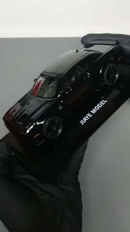 #diecast #diecastmobil #kado #miniaturemobil #mobil #hadiah #mainanmobil #mainan #miniature #dodgechallengerhellcat #srtchallenger 