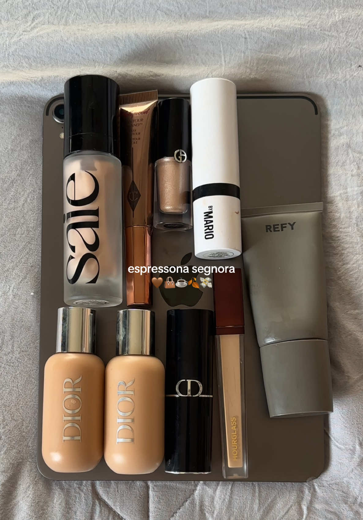 just a girl who is obsessed with makeup 😮‍💨 #makeup #viralmakeup #dior 