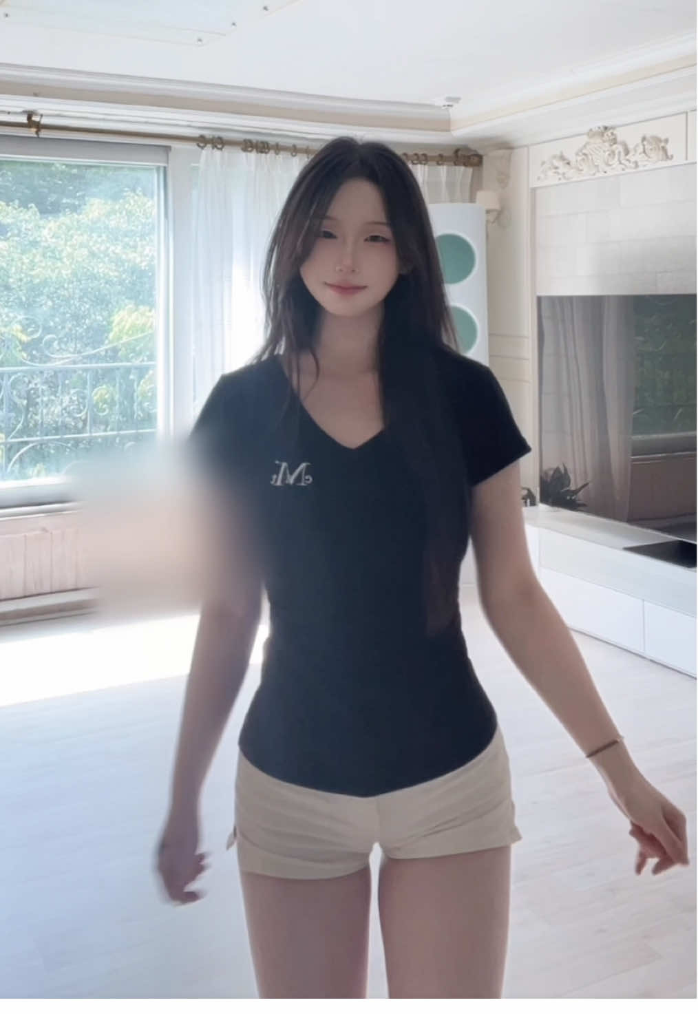 @무센트 무센트 신상 티 입으면 개말라인간될수있는데 이래도 안입을거야? #무센트반팔 