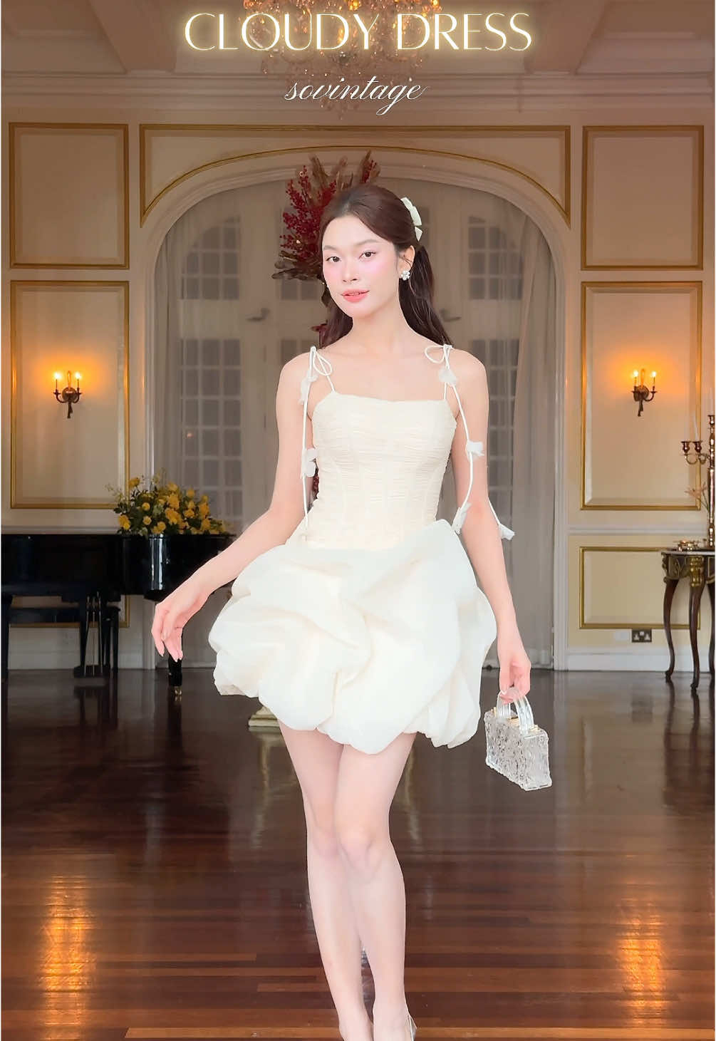 Floating like a soft white cloud ☁️ Cloudy dress by Sò Vintage ☁️