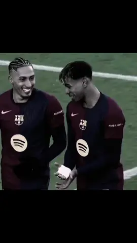 احسلهم خل ينسحبون. 💙☠️❤   #برشلونة_اكثر_من_مجرد_نادي❤💙 #برشلونه_عشق_لا_ينتهي💞🔱🏅 #لامين_يامال #رافينا_🇧🇷 #بيدري👑🇪🇸 #دوري_ابطال_اوروبا #عشاق_كرة_القدم #طششونيي🔫🥺😹💞 #شعب_الصيني_ماله_حل😂😂 #viral #viralvideo #fyp 