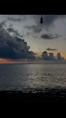 lòng em đau nhóii..