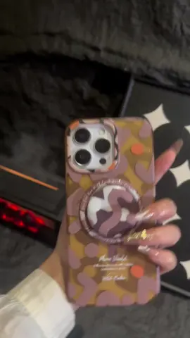 Graffiti style new product with magnetic suction bracket, fully frosted phone case, full of personality#foryou #iphone #iphone16promax #tiktokshop #iphone14promax #iphone15promax #iphonecase #tiktok 