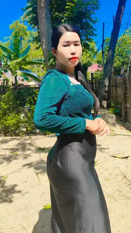 #သူများတွေလိုတော့ချစ်ဖို့မကောင်းဘူး🤢 