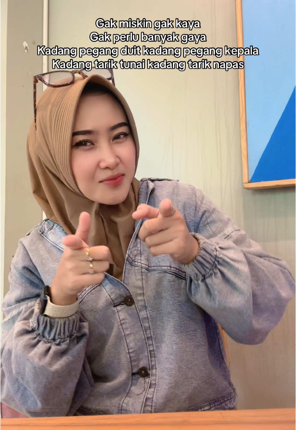 Kadang mikirin kamu juga🫵🏻