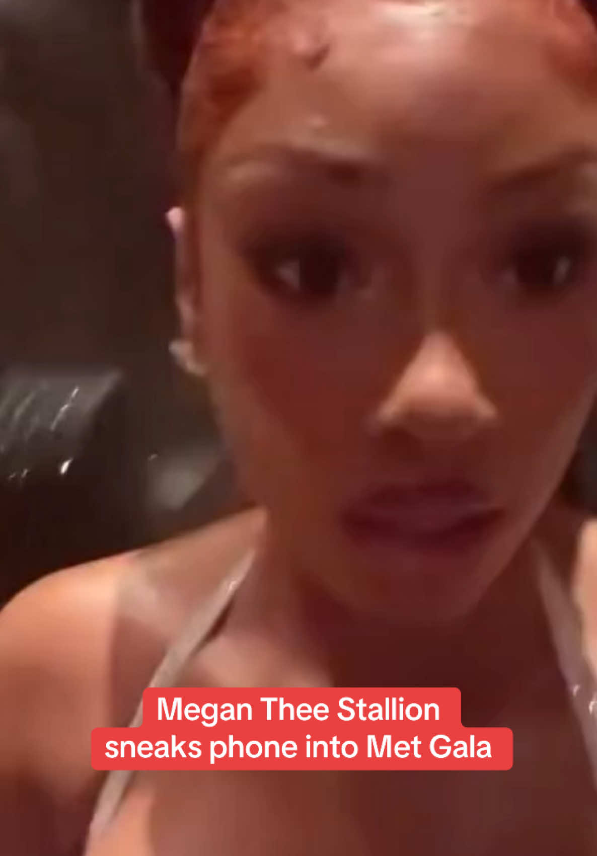 Megan Thee Stallion breaks the ‘no phones’ rule at the 2025 Met Gala 🤫 🎥 Megan Thee Stallion 