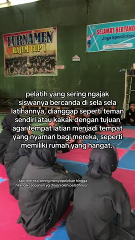 setulus ituu ya jadi pelatih?? @PPSI Cakra wisesa  #fyp #foryou #beranda #story #coach #pelatih #storysad #atlet #pesilat #silat #fypage 