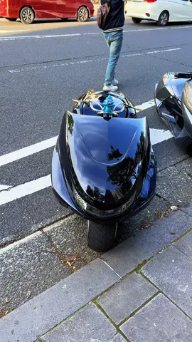 マグザムだらけ #マグザム #YAMAHA #bigscooter #customscooter #ロンホイ #エアサス #custompaint #lowrider #フィンガープリント #ゴーストペイント #バイク女子 #フレーム加工 