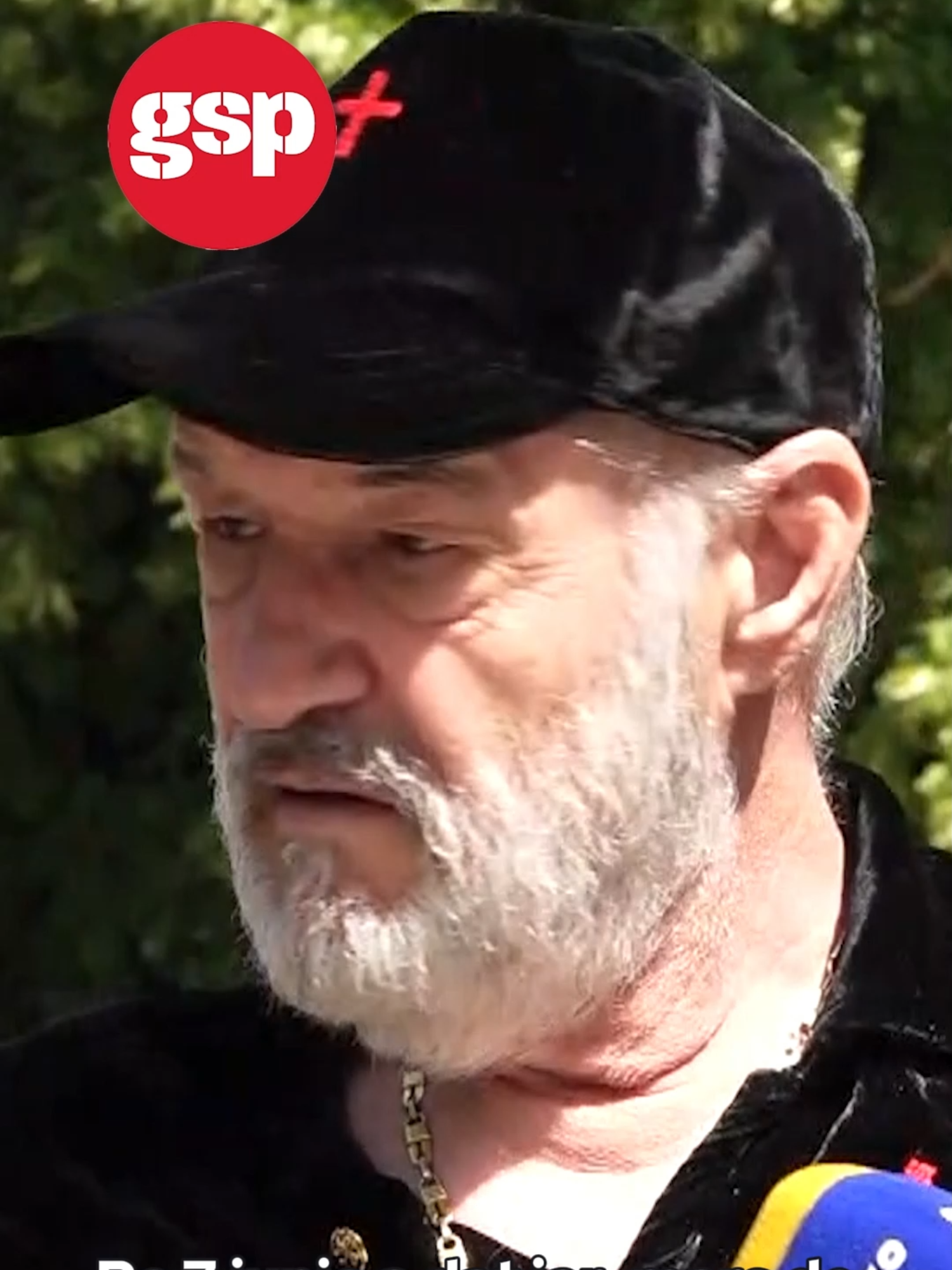 Gigi Becali a făcut show astăzi în fața Palatului, a început să cânte pentru a alunga ”duhurile rele” #gigibecali #fcsb ► Abonează-te la canalul nostru 🔔 http://bit.ly/2kP3Ws0  👁‍🗨 Urmărește-ne și pe: ✅ Site - https://www.gsp.ro ✅ Facebook -   / gazetasporturilor   ✅ Instagram -   / gsp.ro   💬 Contactează-ne aici: gazeta@gsp.ro 🏆 Gazeta Sporturilor / GSP.ro – cel mai bun site de sport din România