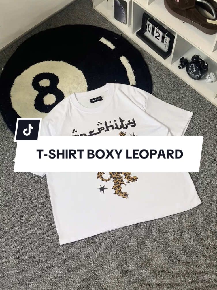 T-shirt boxy by @prephity.worldwide #tshirt #tshirtboxy #rekomendasitshirt #inspirationoutfit #outfitideas #outfitinspo #localbrand 