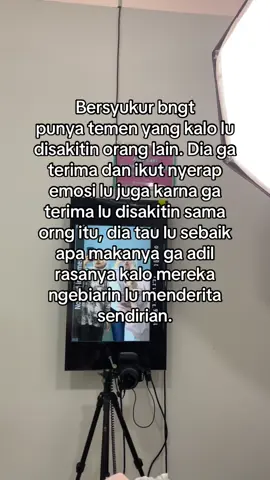 Sehat sehat buat kalian, Rezeki itu bukan soal uang, tapi punya temen yg selalu ada dan selalu support kita dalam keadaan apapun juga itu termasuk Rezeki #fyp #quotes #galau #sadvibes #bestfriend #berandatiktok