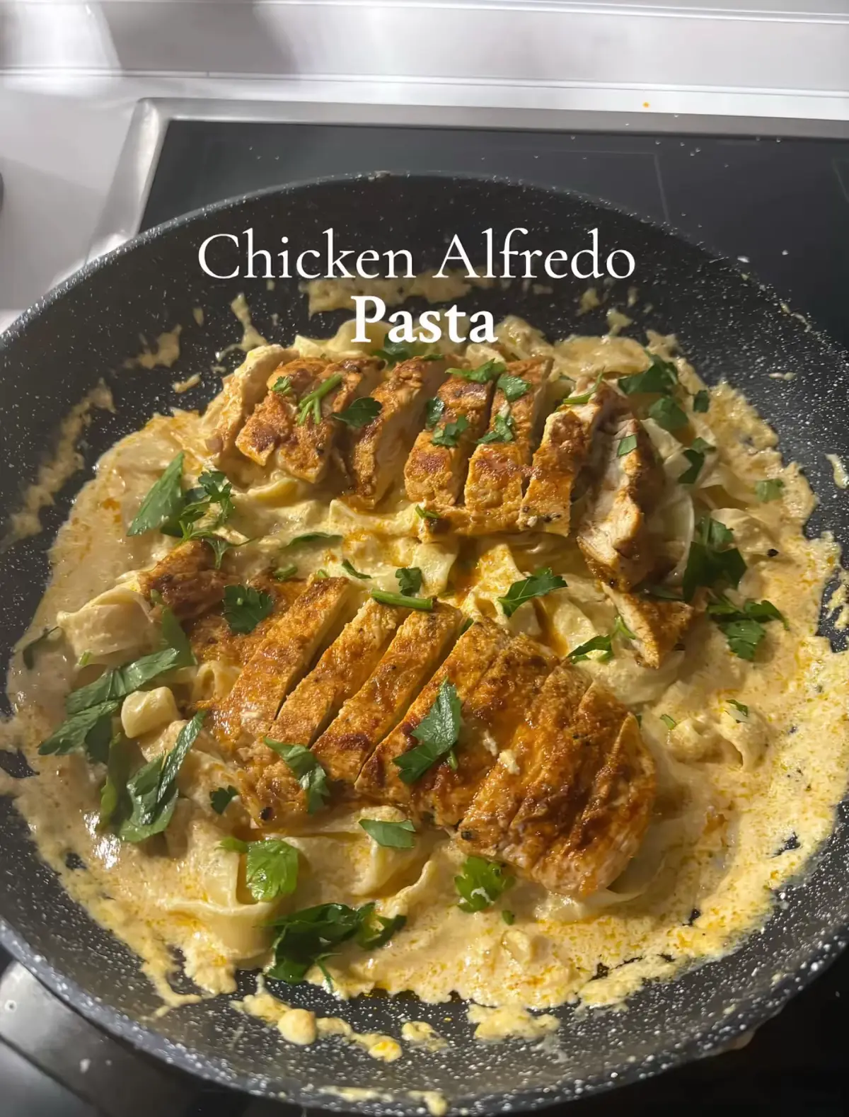 #Recipe #foodinspo #pasta #creamypasta #chickenalfredo #fyp #spaghetti #FoodTok 