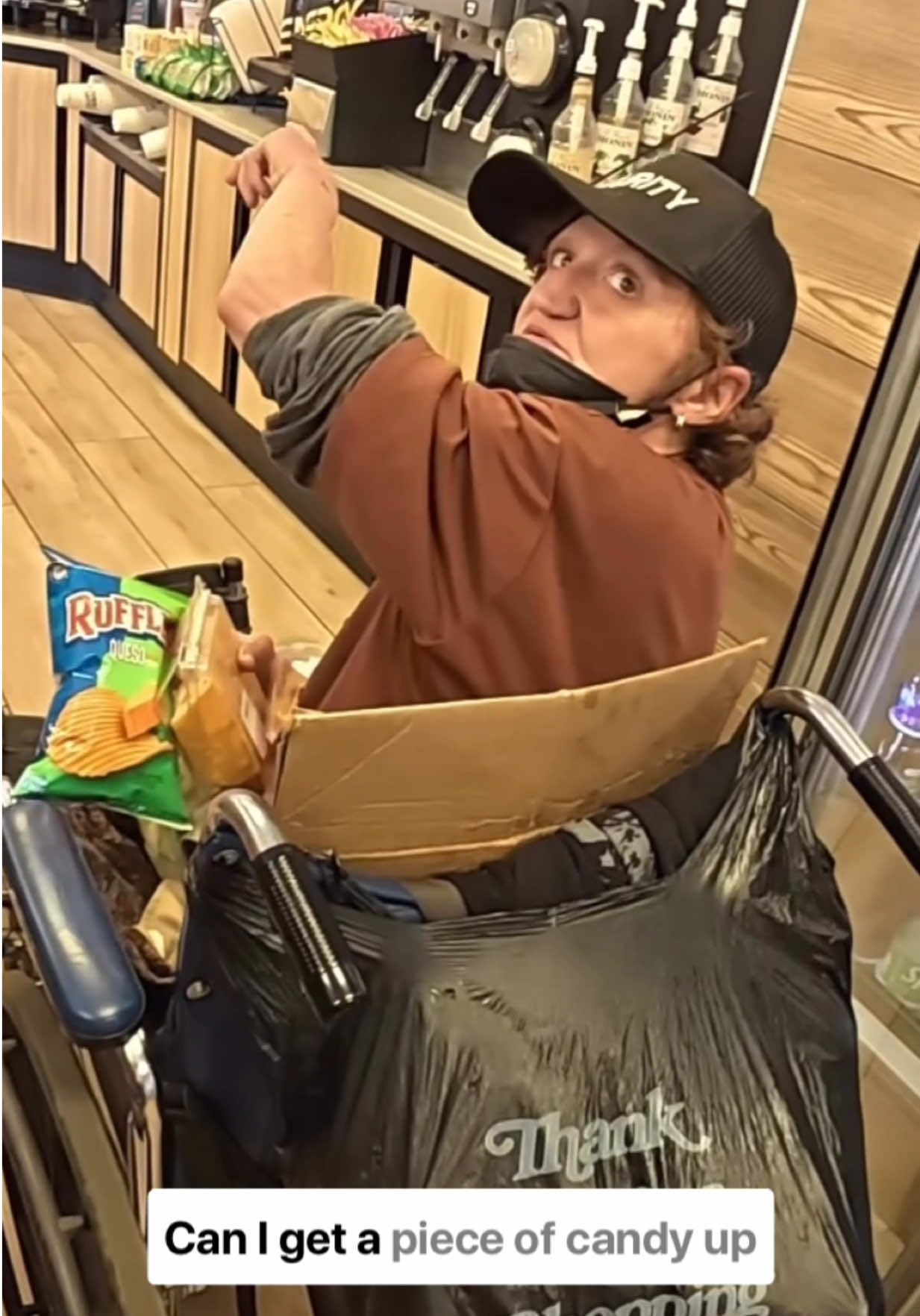 Handing out food to hungry people  . . A Couple who stuck together no matter what ! . . #homeless #homelessness #givingback #helpingothers #fyp #kindness 