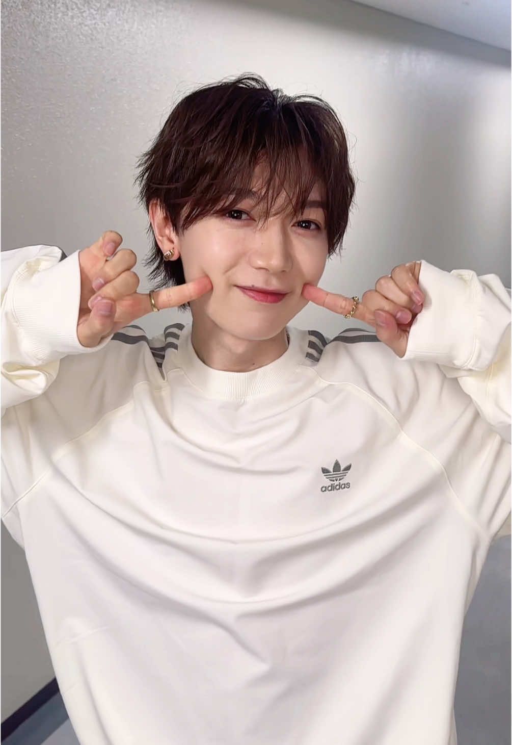 前に何のダンスが見たいか聞いた時にコメントが多かったのでマネージャーさんに撮ってもらいました✨ #チーマネ #大阪公演ありがとう！ #また来たい