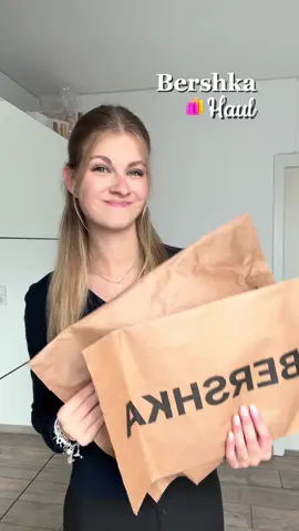 hab mich in das Kleid verliebt 😍 insta Emelybasics 🌷🌸#bershka #berskastyle #haul *Anzeige/*selbst gekauft  #CapCut 