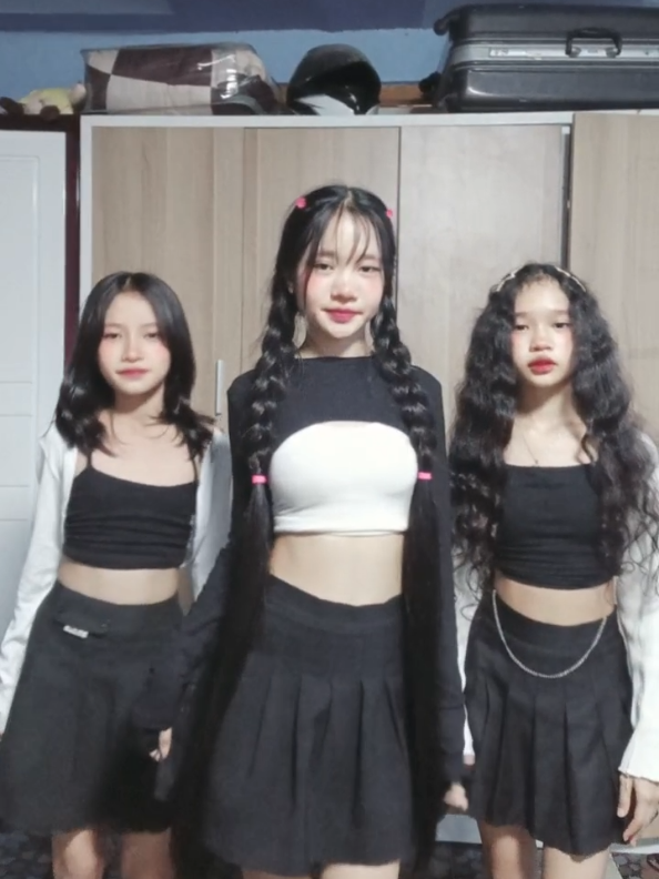 အချောလေးတွေနဲ့🖤🫶🖤@hnin #fyppppppppppppppppppppppp #tiktokviral 
