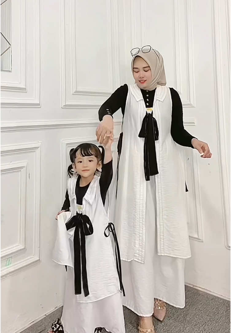 Lucuuu bgt sih vanila dress versi anaknya #fyp #fypage #onesetrok #fyppppppppppppppppppppppp #vaniladress #tiktoklive #OOTD #ootdmantai 