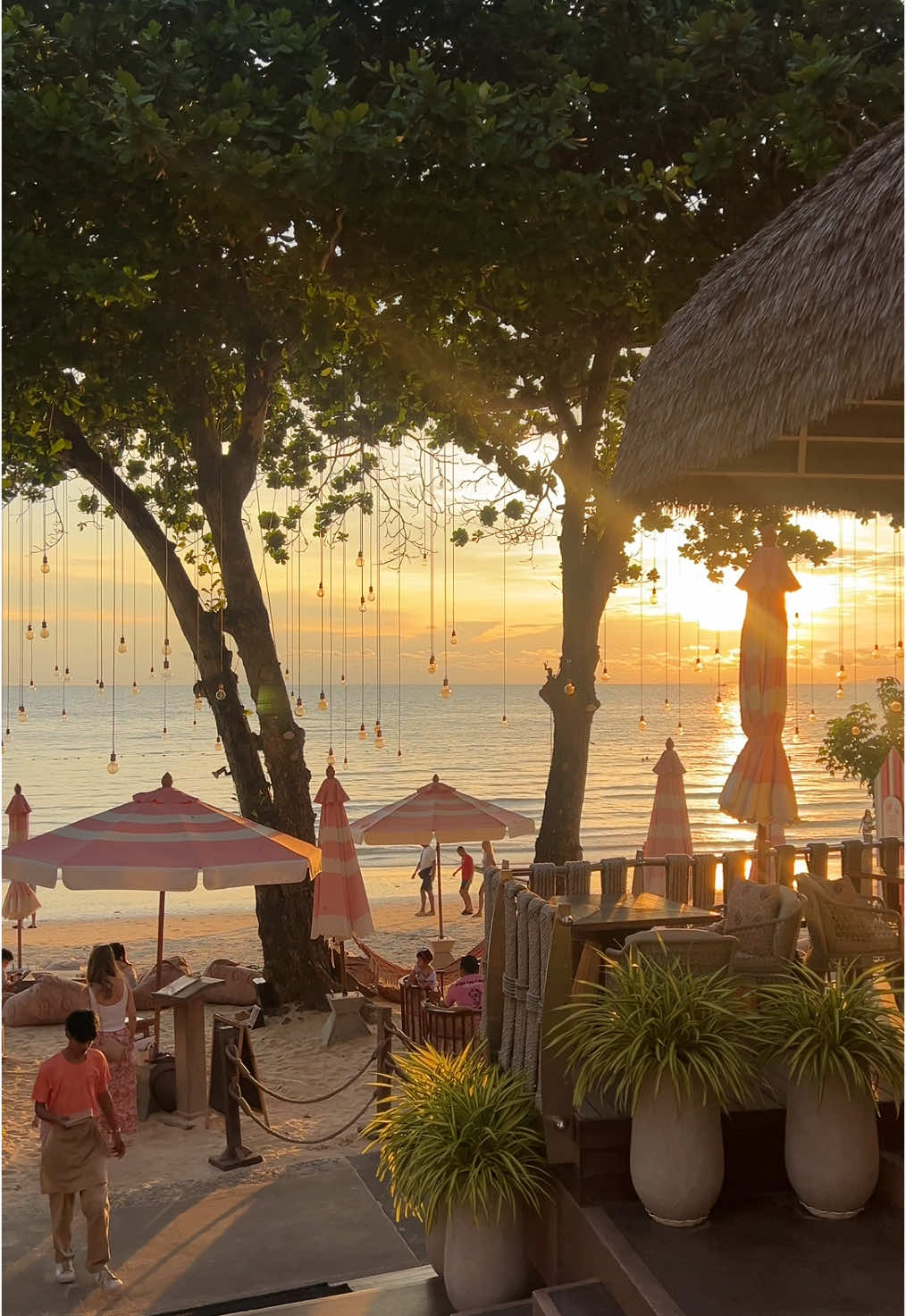 #thailand #beachvibes #summervibes #เกาะเสม็ด #ทะเล 