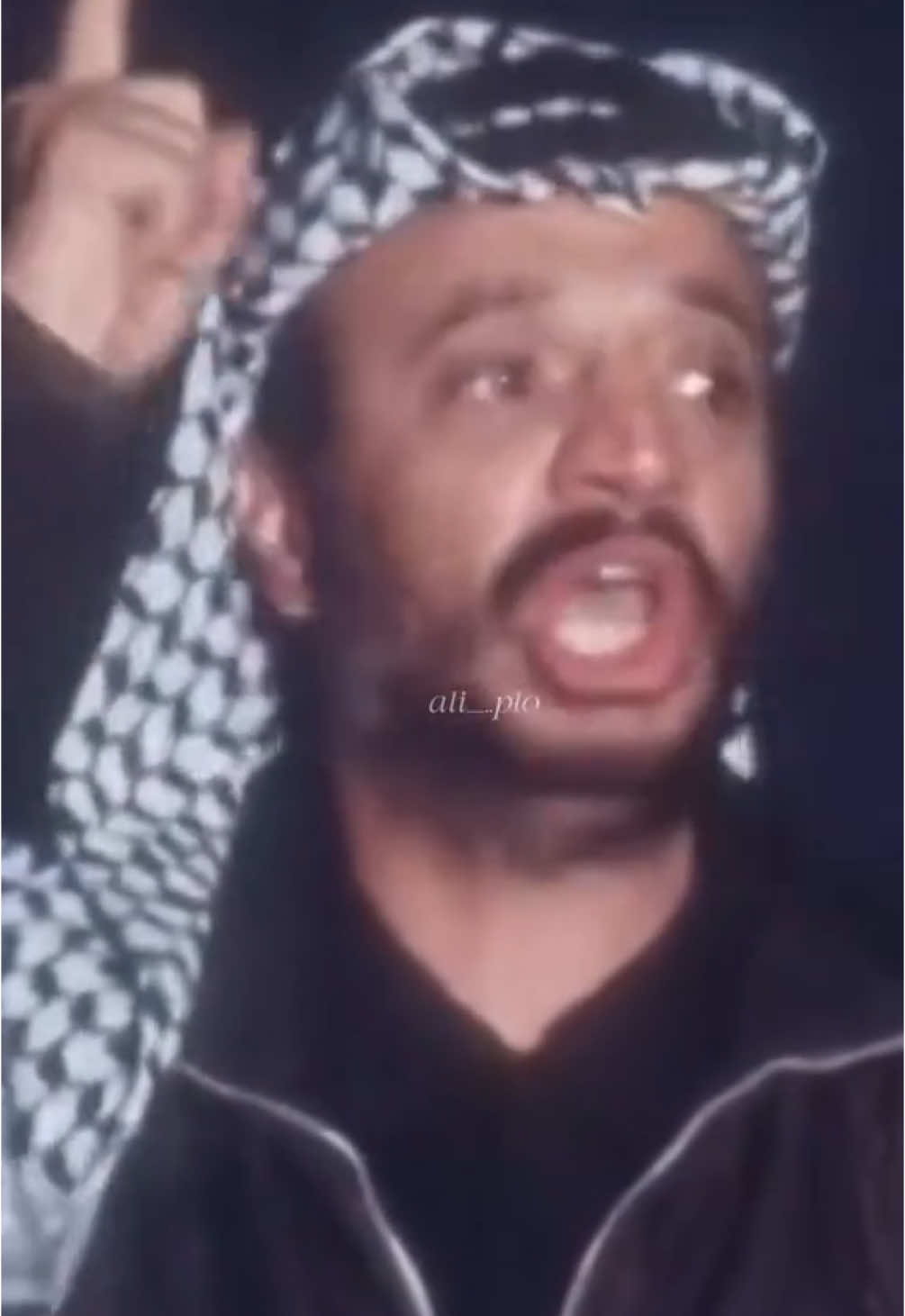 • الأب الفلسطيني ياسر عرفات - أبو عمار. 💛🇵🇸. #حركة_فتح #فتحاوي #فلسطين #الاجهزة_الامنية_الفلسطينية #ياسر_عرفات 