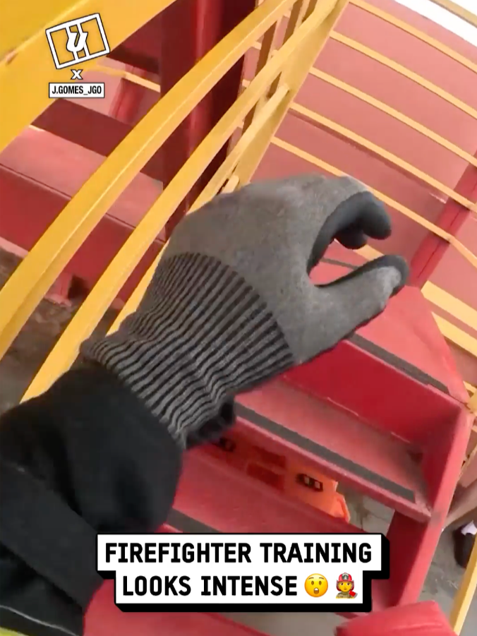 This looks intense!! 🔥😲🧑‍🚒 🎥: IG / j.gomes_jgo #UNILAD #firefighter #intense #training #wow #strong
