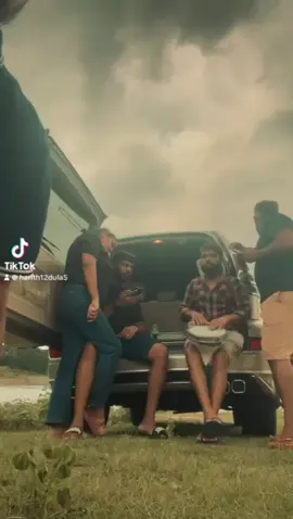 මගෙ උන් එක්ක ගෙවන තත්පරෙත් මට වටිනවා.❤️🥀