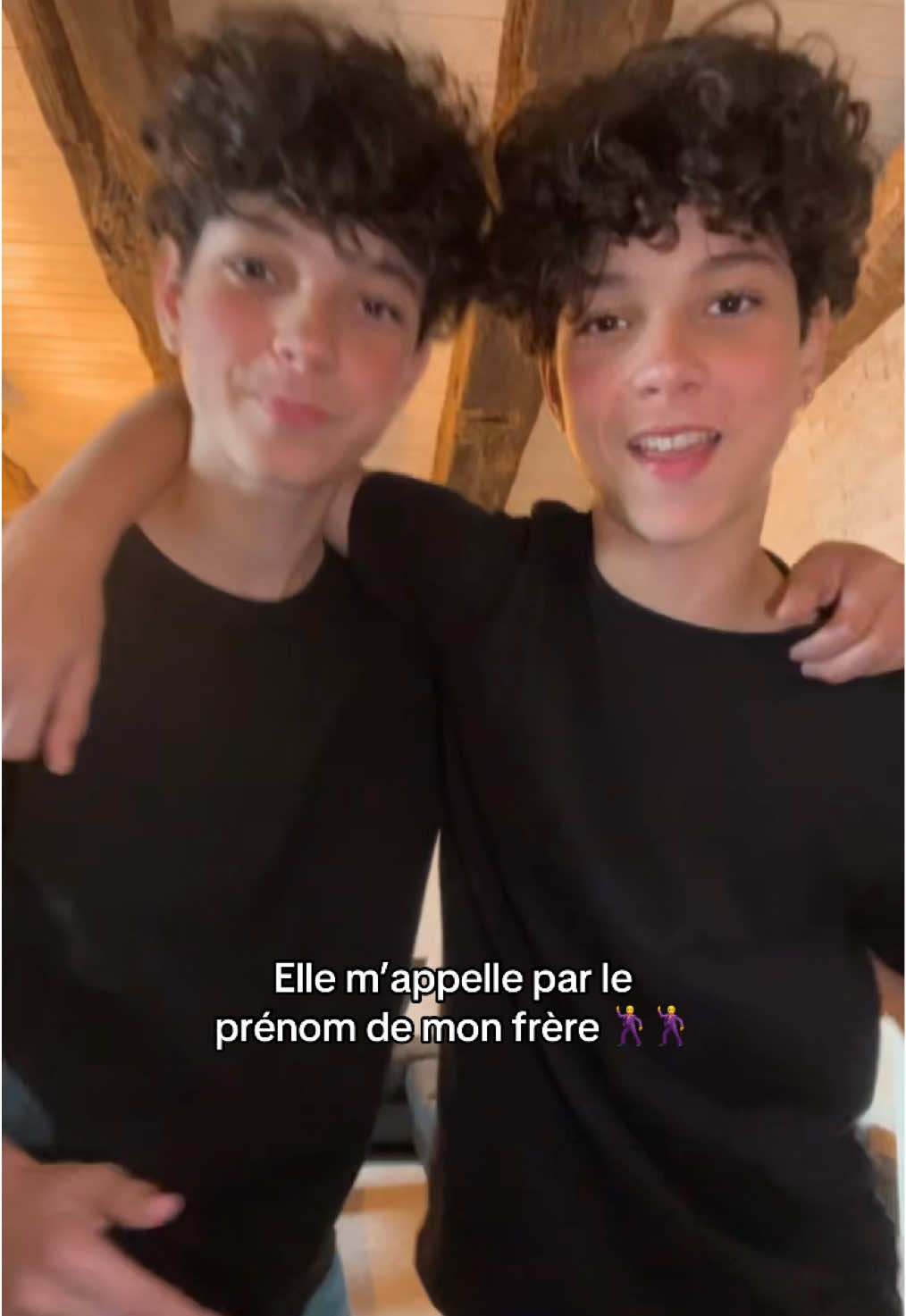 Une habitude au final 🤣🤣 #jumeaux 