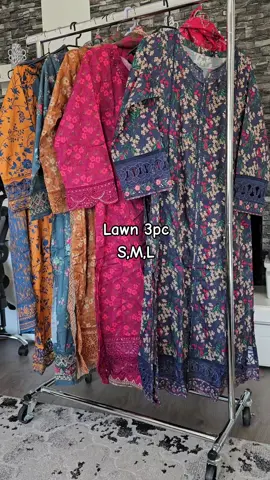 Order on Whatsapp 🥰 #fypシ #pakistanioutfits #pakistaniclothes #viral #desi #fashion #germany #foryoupage #Capcut #newcollection #desiclothesingermany 