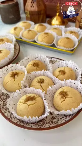الغريبية حلوى تقليدية جزائرية 🇩🇿  جي مقرمشة من برا و طرية مداخل👌🏻😋 و السر باش تنجحلك راه كامل في سمن المرجان 😍 و كما نقولو دايمن... وصفات زمان مايوالمها غييير سمن #المرجان ✅️ و نتوما تحبو الغريبية ؟🤔