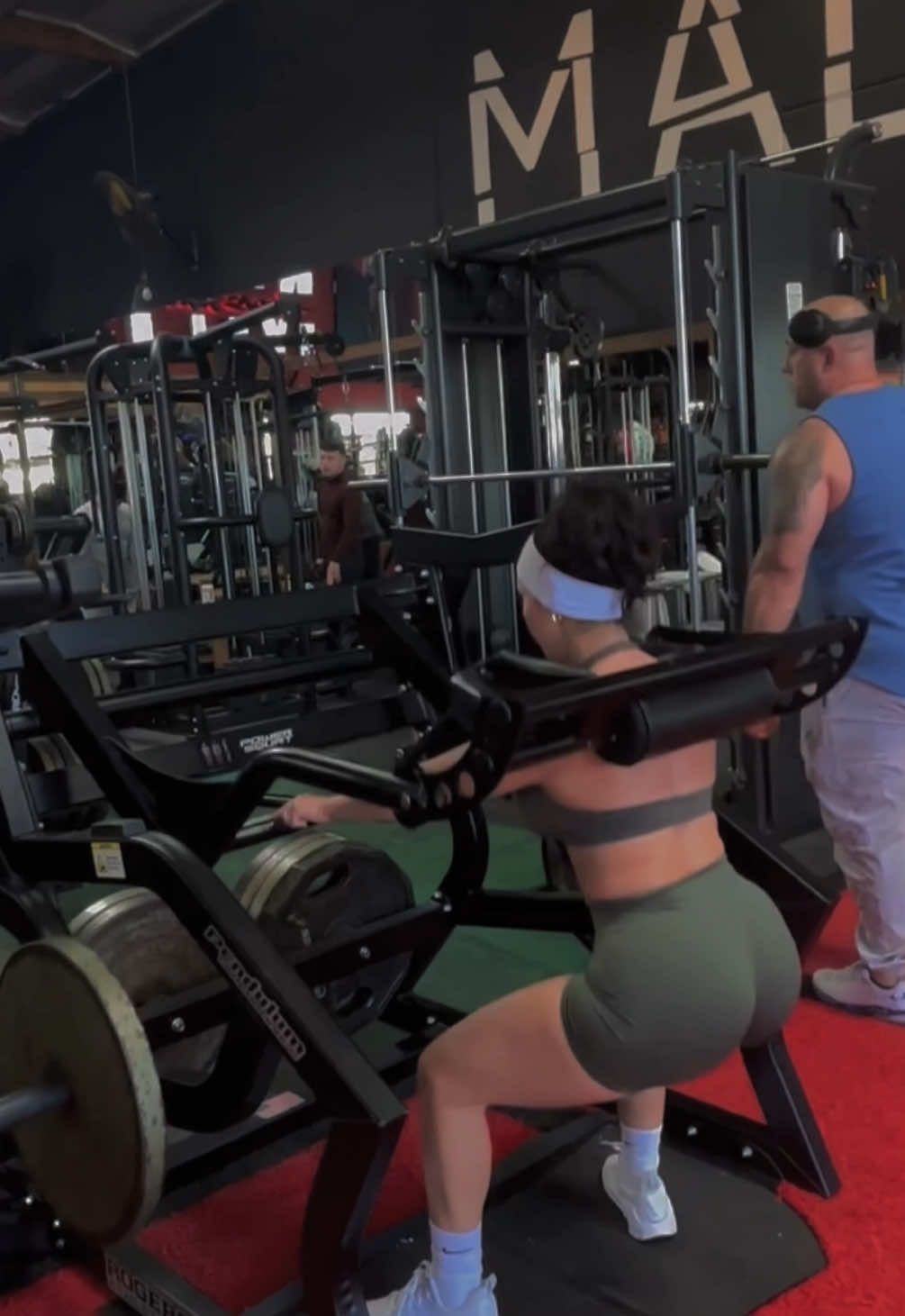 Growing together 💗@Faatima Escoto  • • • • • • • • • • • • • • • • • • • • #militarymom #gym #madhousegym #losangeles #fyp #explore #momlife #fitnessmotivation #fitmom #GymTok #legs #bestfriend 