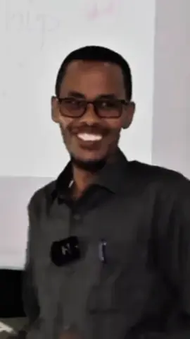 #Dad Ayagoo kucaayaya#inaa Dantooda shaqaso#🌳🔕  Wasiir Muxiyadiin#veral_video 💚# #muqdishotiktok🇸🇴🇸🇴❤ #soomaali_tiktok #♥️✍️