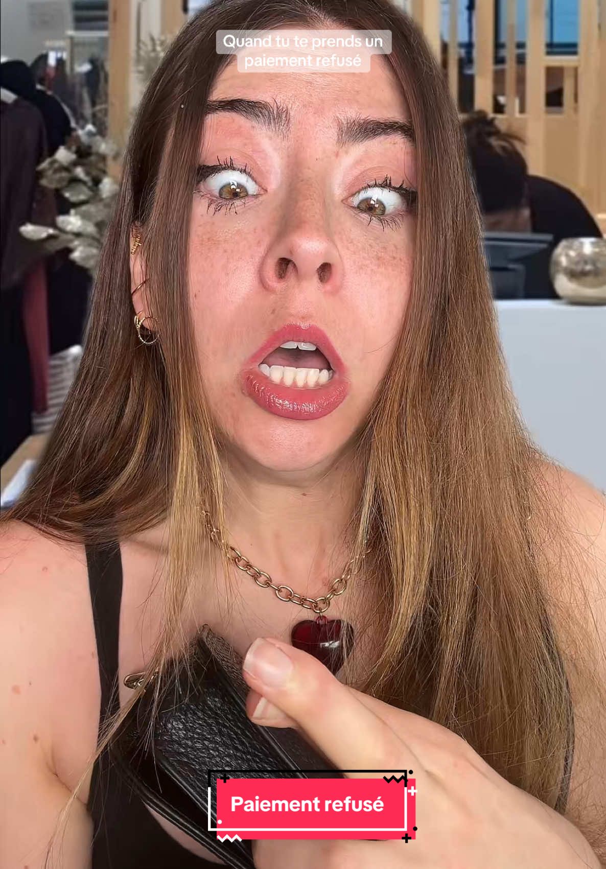 Si toi aussi tu as peur du paiement refusé et que ta carte ne passe pas, pense à @BoursoBank qui te permet de consulter à n’importe quel moment de la journée la situation de tes comptes ! 