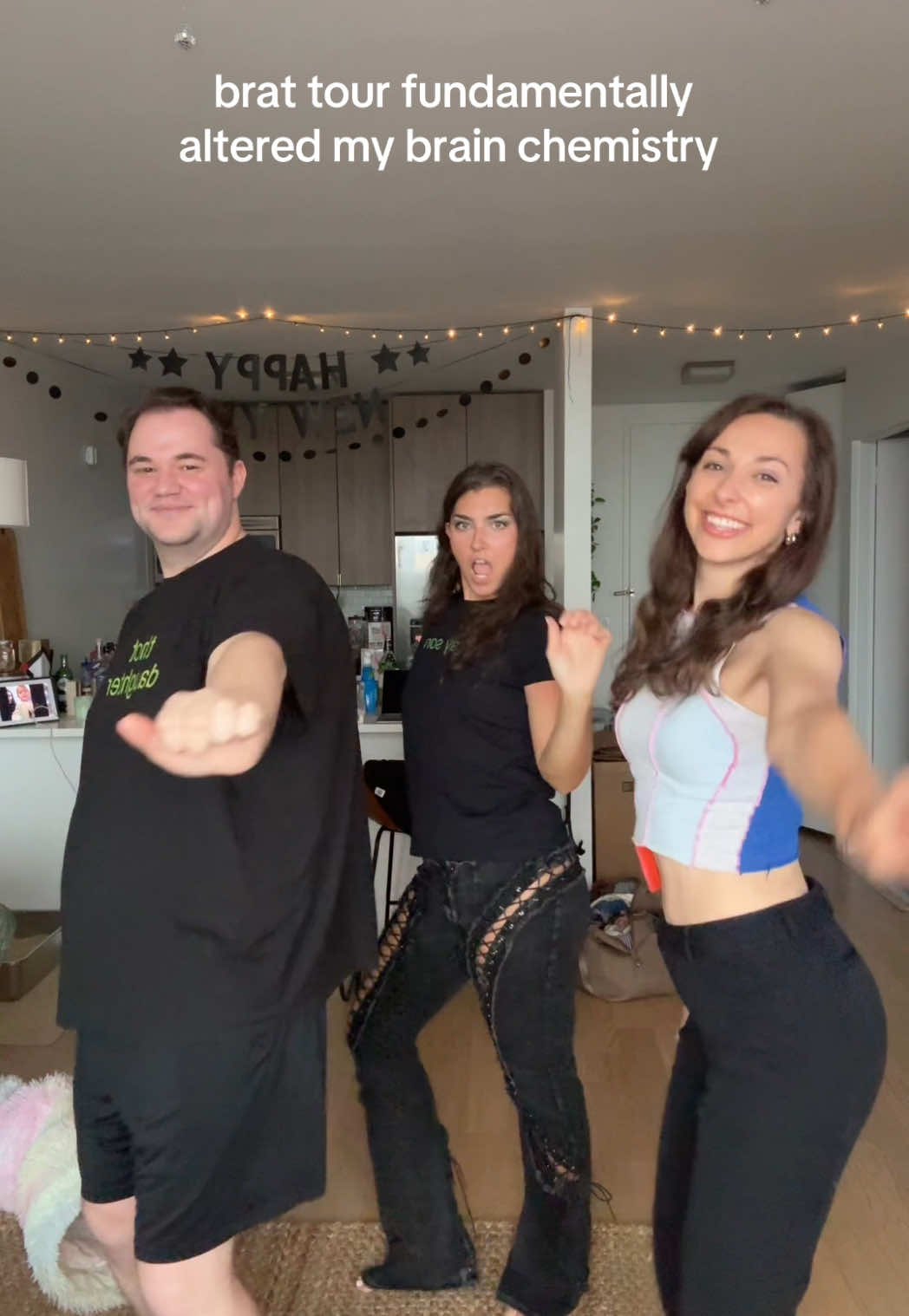 brat summer forever💚💚💚  #brat #brattour #charlixcx #appledance 