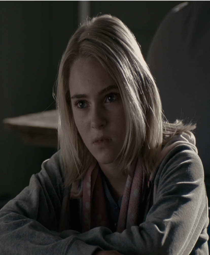 AnnaSophia Robb 🩶 #bridgetoterabithia #sleepwalking #spyschool #havedreamswilltravel #моствтерабитию #лунатизм #фоманеверующий #естьмечтыбудутипутешествия #leslieburke #annasophiarobb #8700km #fyp 