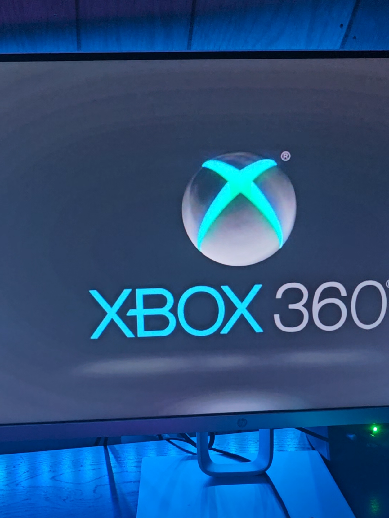 Putting a custom boot animation on my Xbox 360 #xbox360 #consolemodding #homebrew #jailbreak #rgh #xbox #xbox360nostalgia #360 #modded #moddedconsole 