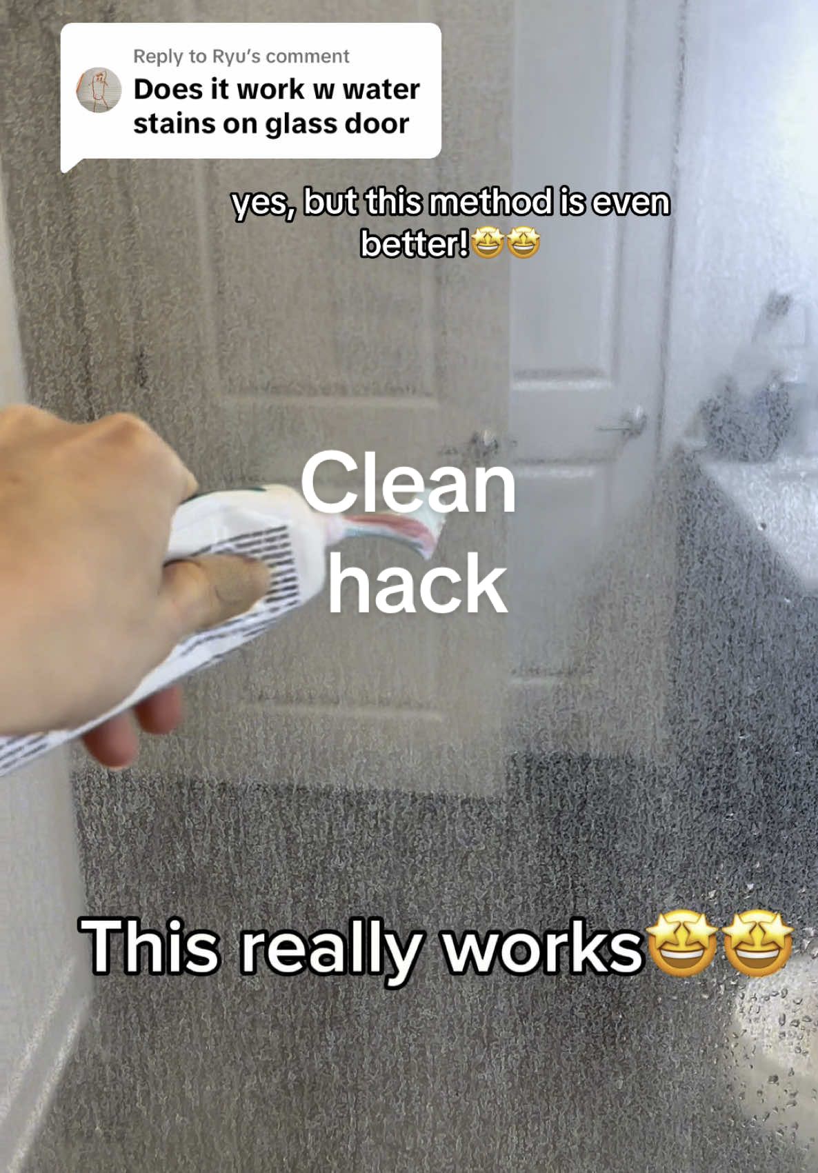 Replying to @Ryu yes, but this method is even better! Just a little toothpaste cleans perfectly — no chemicals needed!  Follow for more ❤️ #for#viralvideo#fyp#hack#momhack#homehack#clean#cleaning#cleaningtiktok#CleanTok#momlife#