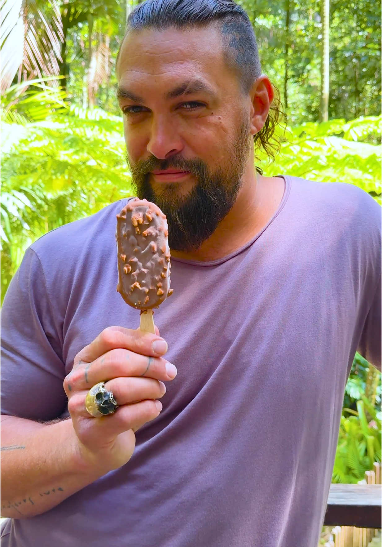 How do you eat your Nuii Ice Cream?  @NUII Ice Cream   #NuiiIceCream #HowDoYouEatYourNuii #IceCream