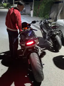 Suzuki GXR 1000rr 2014