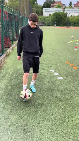Fast feeeet #football #pourtoii #Soccer 