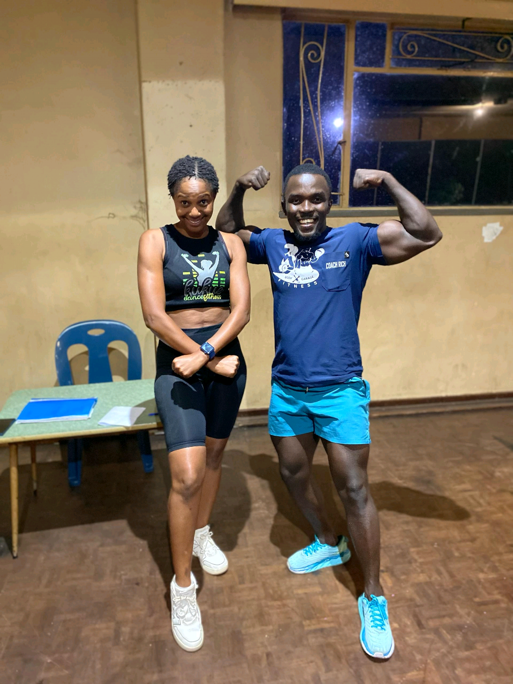 if you want better results  ,make better choices by joining kukuedancefitness today 💪💥. Thank you @CoachRich 🇿🇼 for gracing us, the class was fun . #kukuedancefitness #aerobics #boxing # first mutual #cimasigo # Bulawayo fitness #Fitness 