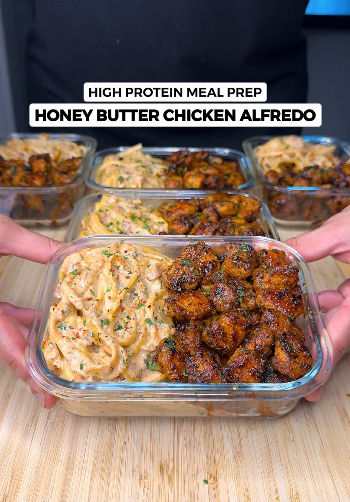 High Protein Honey Butter Chicken Alfredo Pasta🍗🍯🧀 One of the most indulgent meal preps i’ve made! The rich, sweet & savoury flavour of the chicken pairs beautifully with the light, fragrant creaminess of the pasta🤤 Macros Per Serving (5 Total) 635 Calories | 60g Protein | 55g Carbs | 18g Fat Ingredients (Makes 5) Honey Butter Chicken - 1000g Raw Chicken Breast, small cubes - 1.5 Tsp Salt - 1.5 Tsp Chilli Flakes - 2 Tsp Parsley - 2 Tsp Garlic Powder - 2 Tsp Onion Powder - 2 Tsp Smoked Paprika - 3 Tsp Olive Oil - 40g Reduced Fat Butter (for cooking + glaze) - 20g Honey (for all the chicken) - 15g Soy Sauce (for all the chicken) - 2 Tbsp Fresh Parsley, chopped • Cook chicken on medium heat for 3-4 mins each side in a single layer till golden brown and crispy • Lower the heat, then add extra butter, honey and soy sauce. Mix for 1 mins till beautifully coated Tuscan Garlic Alfredo - 30g Fresh Minced Garlic - 150g Sundried Tomatoes, drained & chopped - 1 Tbsp Italian Herbs - 1 Tsp Salt - 350-375g 1% Milk (or milk of choice) - 200g 50% Fat Cream Cheese - 60g Grated Parmesan - 2 Pieces Parmesan Rind - Optional(outer layer, adds so much flavour!) - 275g Uncooked Linguine or Fettuccine Pasta - Garnish with Parsley • Cook minced garlic and chopped sundried tomatoes on medium low heat for 3-4 mins till fragrant. Then add Italian Herbs & salt. Cook 1 extra minute • Lower the heat then add milk, cream cheese & parmesan • Stir for 2-3 mins till slightly thickened then add cooked pasta of choice If you want all my recipes in one place, check out my Digital Cookbooks with 230+ Easy Delicious High Protein Recipes👨‍🍳❤️ . . . . #honeybutter #garlicbutter #chicken #alfredo #alfredopasta #chickenalfredo #pasta #pastarecipe #chickenrecipes #highprotein #mealprep #mealprepideas #weightloss #Fitness #healthyrecipes #EasyRecipes #jalalsamfit 