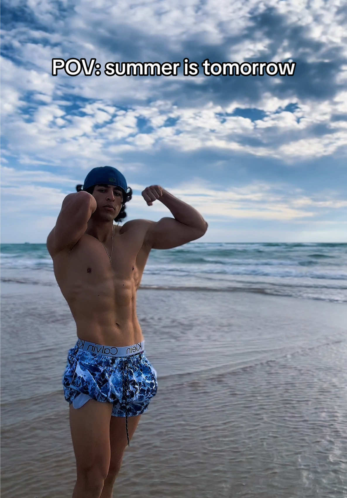 Not that lean yet 😭 #shredded #lean #Summer #fyp #beachvibes #jacked #6pack #lockin #explore 