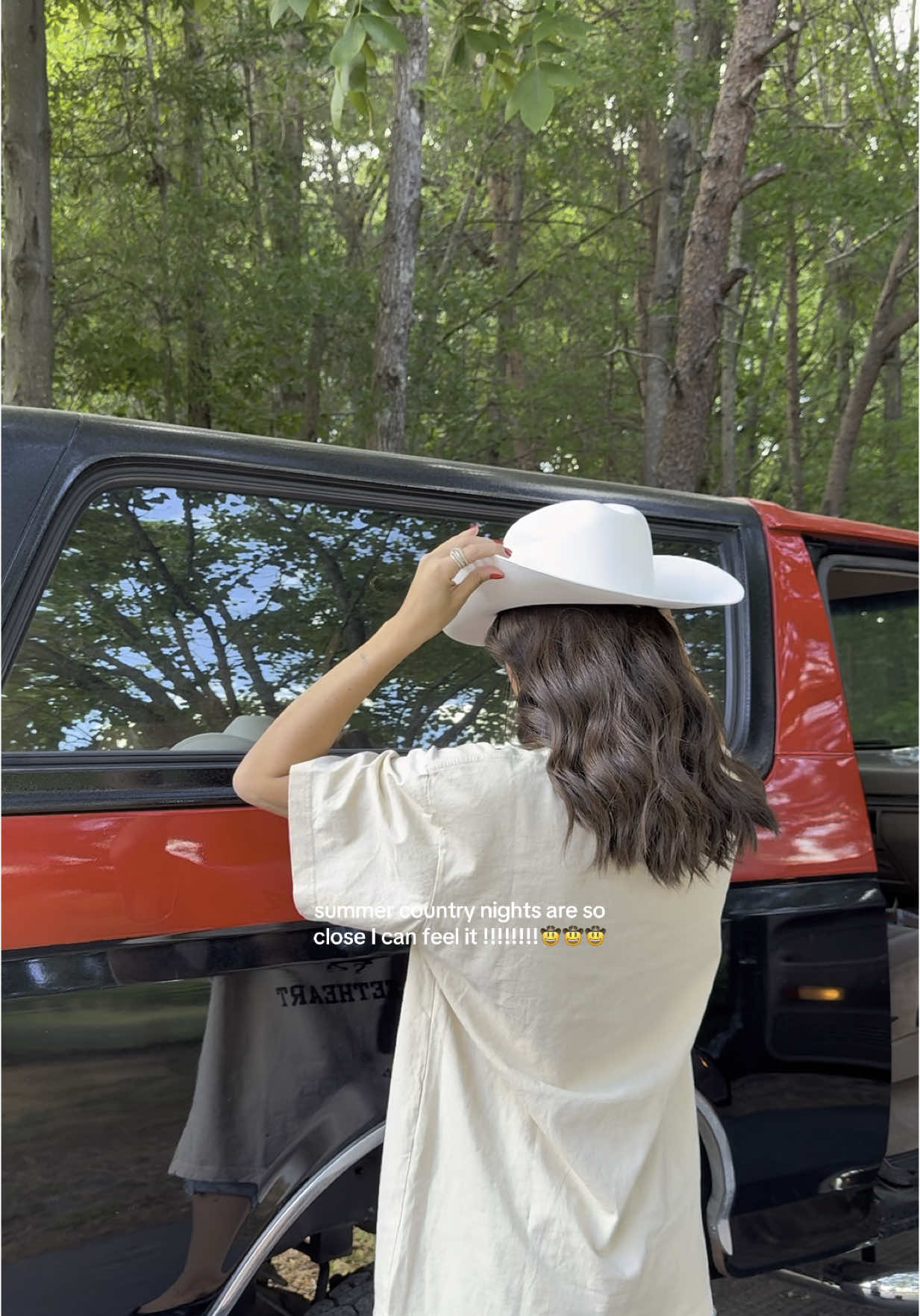 I can feeeeeel a Springsteen summer brewing🤠🤠🤠 #westernclothingbrand #cowgirl #westernlifestyle #cowgirlsummer #southernliving #countrysummer 