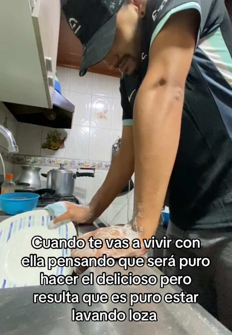 La decepción 🥲 #humor #parejas #scarpo 