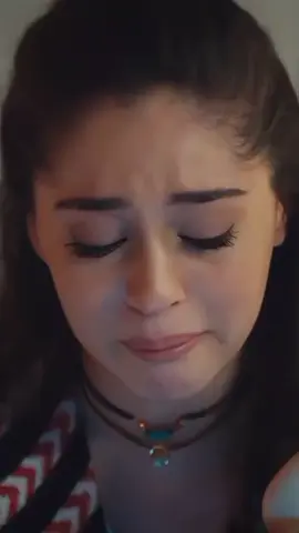 حين اشتاق اليك تتغير ملامحي ويتعب قلبي ثم اقسو علي الجميع دون ذنب لهم 💔💔