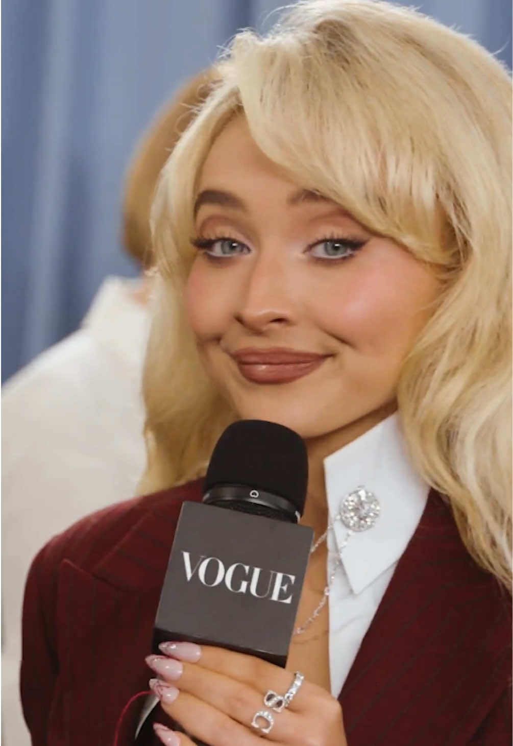 #EmmaChamberlain has a nickname for #SabrinaCarpenter and we’re here for it, we think? 