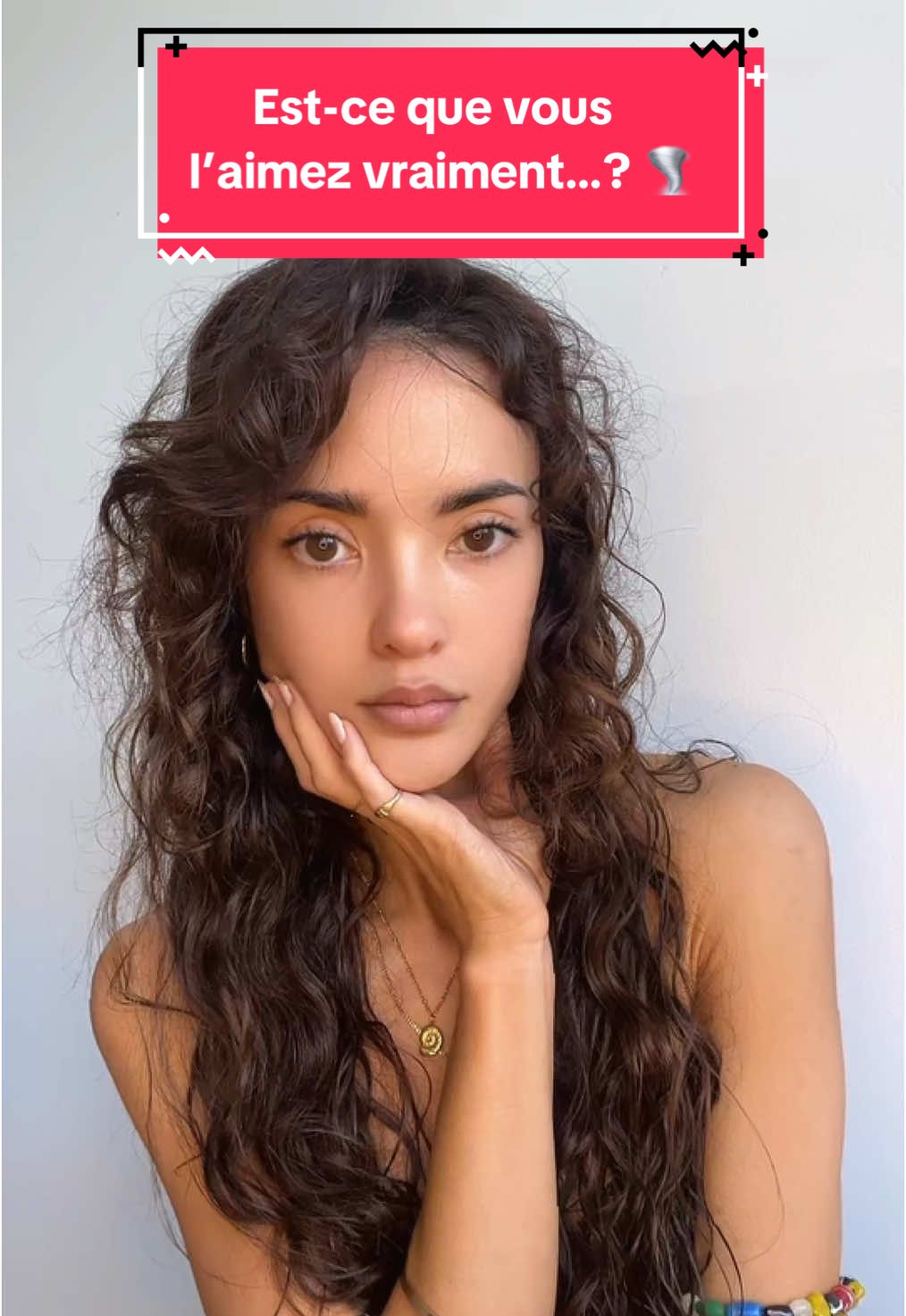 Des tas de gens construisent leur vie avec une personne à laquelle ils sont profondément attachés, tout en sachant au fond d’eux que ce n’est pas le grand amour de leur vie… avez-vous déjà vécu une situation où, bien qu’étant dans une relation satisfaisante avec une personne A, vous saviez tout au fond de vous que votre coeur était avec une personne B…? ❤️‍🔥 #grandamour #amourvrai #amourvéritable #vraiamour #amourdemavie #amoureux #amoureuse #tomberamoureux #amourimpossible #conseilamour #conseilcouple #conseildelavie #trouverlamour #cestcompliqué #relationsamoureuses #relationamoureuse #rupture #ruptureamoureuse #rupturedouloureuse #aimer #emotionallyunavailaible #emotionalunavailability #devperso #devpersonnel #developpementpersonnel #développementpersonnel #vieamoureuse #viesentimentale 