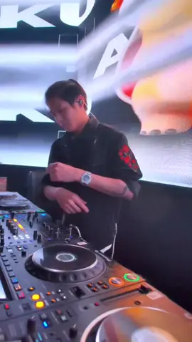 Peng you de qing yi ya bi tian huan gao bi di hai liao kuo Na xie sui yue wo men yi ding hui ji de Peng you de qing yi ya wo men jin sheng zui da de nan de Xiang yi bei jiu xiang yi shou lao ge #djpanda #pandagank 