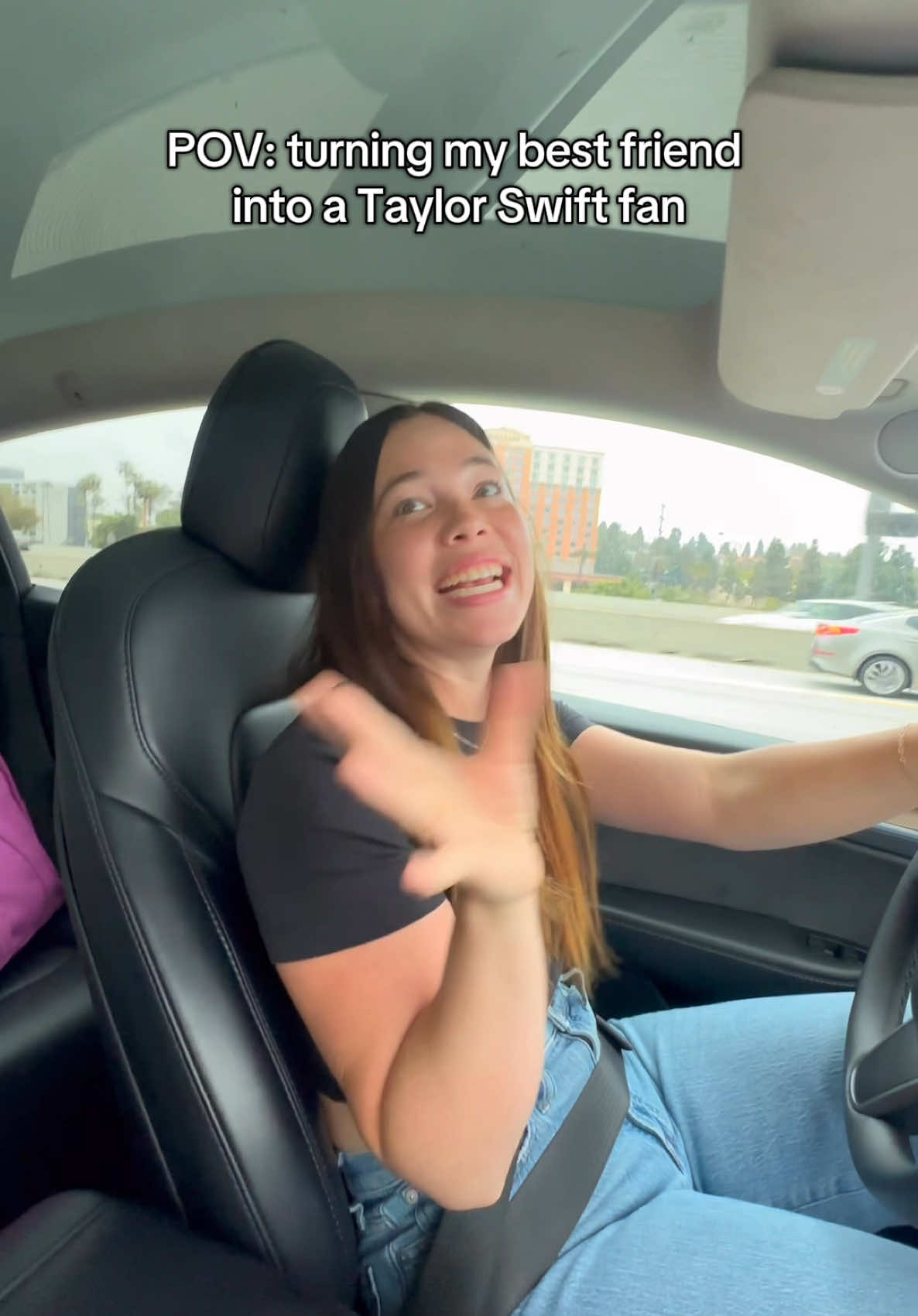 I was not expecting that reaction 😂 I’m turning my best friend into a swiftie 🫶🏼 @carliedil @Taylor Swift @Taylor Nation #taylorswift #swiftie #taylorswiftfan 