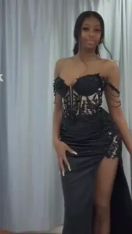 Robe de soirée 🥰🥰🥰 Yaoundé rond point damas  659166926(whatsapp) #tiktokcameraroom🇨🇲 #stylistemodeliste✂️ #couture #robe #corset #couturefemmes #robedesoiree #fypシ゚ #pourtoi #viral 
