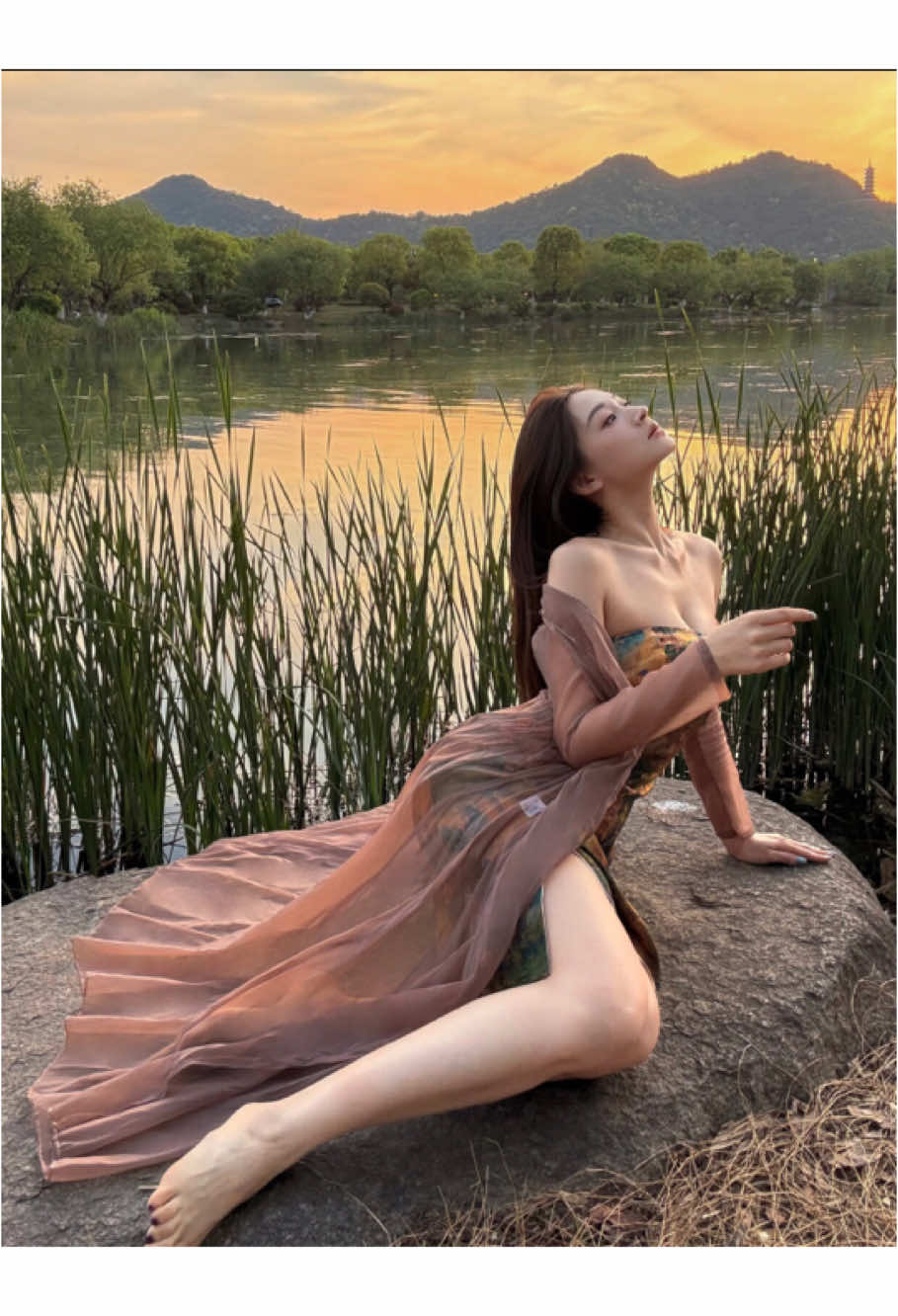 Rub spring into the broken diamond lake light